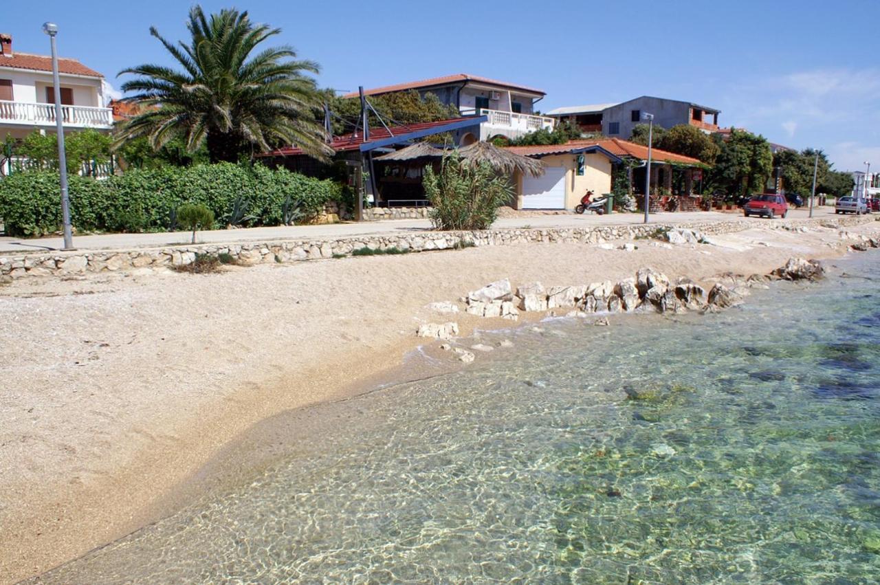 Apartments By The Sea Mandre, Pag - 4098 Kültér fotó
