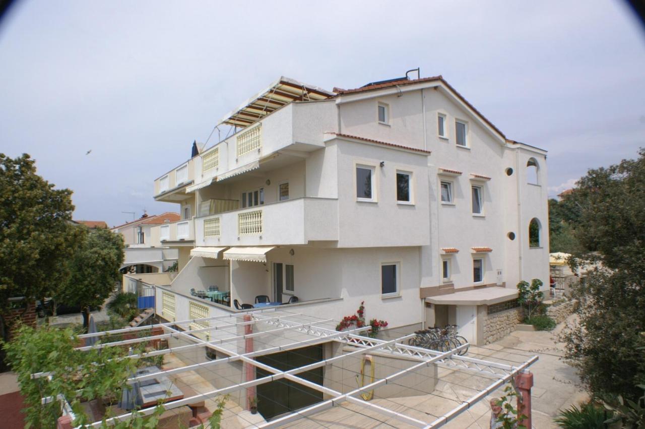 Apartments By The Sea Mandre, Pag - 4098 Kültér fotó